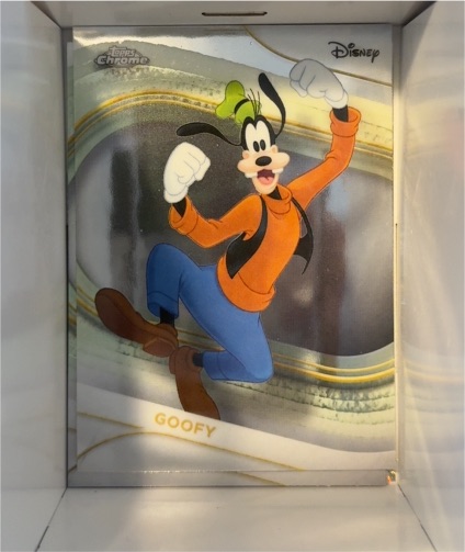 2025 Topps Chrome Disney #32 Goofy — front