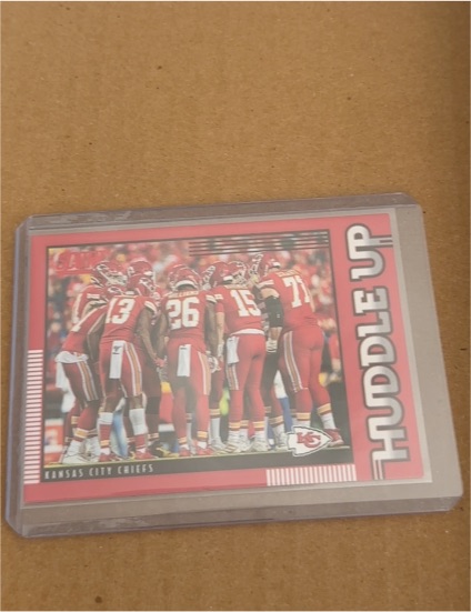2020 Panini Score Huddle Up #HDL-KC Kansas City Chiefs — front