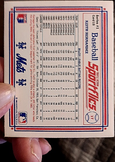 1986 Sportflics #17 Keith Hernandez — back