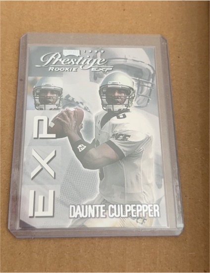 1999 Playoff Prestige EXP #EX31 Daunte Culpepper Rookie — front