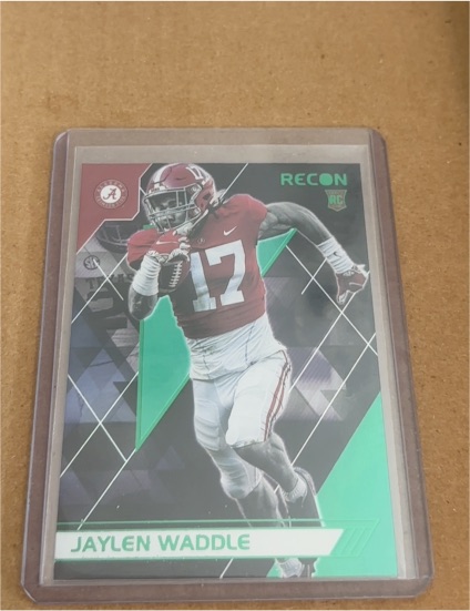 2021 Panini Chronicles Recon #138 Jaylen Waddle — front