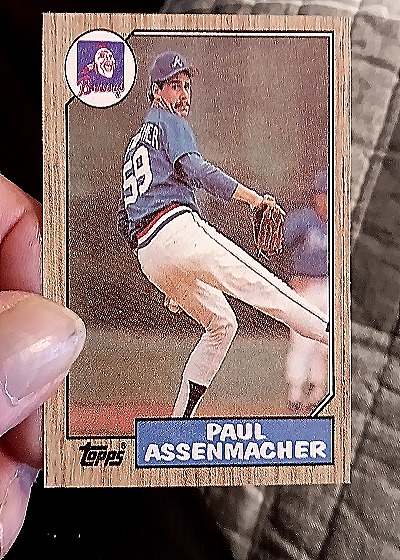 1987 Topps #132 Paul Assenmacher — front