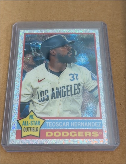 2025 Topps Heritage Chrome #395 Teoscar Hernandez — front