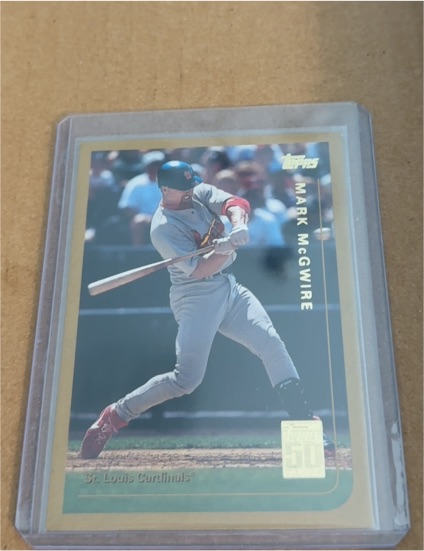 1999 Topps #70 Mark McGwire — front