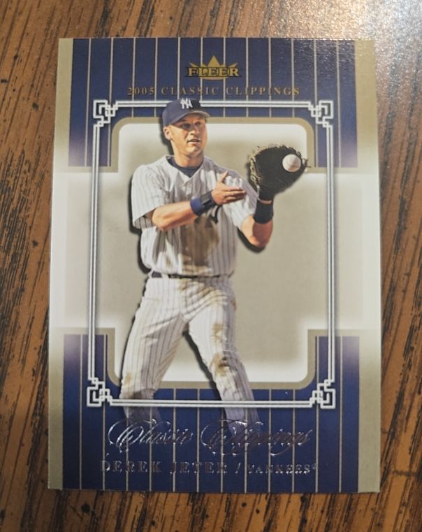 2005 Fleer Classic Clippings #4 Derek Jeter — front