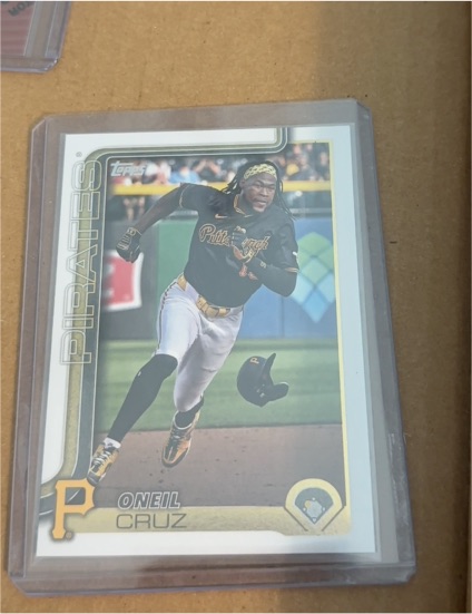 2025 Topps Series 1 #284 O'Neil Cruz — front