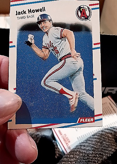 1988 Fleer #61 Jack Howell — front