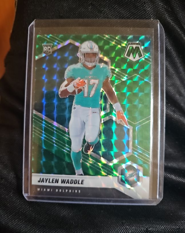 2021 Panini Mosaic #308 Jaylen Waddle — front