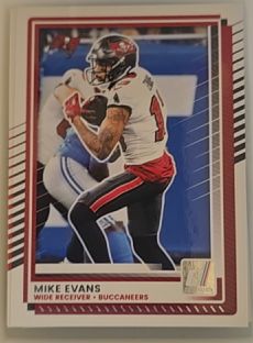 2025 Donruss #11 Mike Evans — front