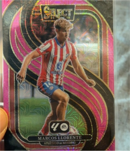 2024-25 Panini Select La Liga #195 Marcos Llorente — front