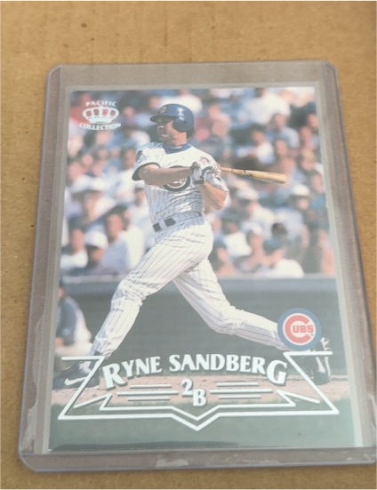 1991 Pacific #7 Ryne Sandberg — front