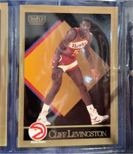 1990-91 Skybox #4 Cliff Levingston — front