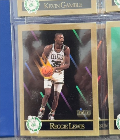 1990-91 SkyBox #18 Reggie Lewis — front