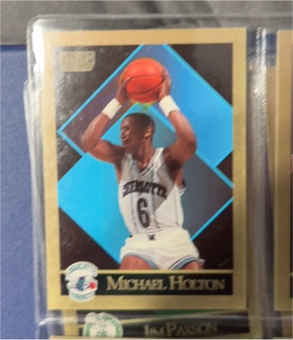 1990-91 SkyBox #30 Michael Holton — front