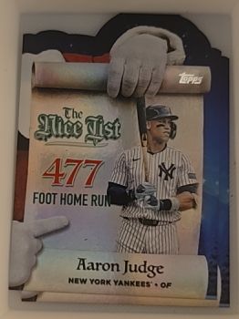 2025 Topps Holiday #MNL-20 Aaron Judge The Nice List — front