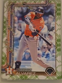 2025 Topps Holiday #H44 Yordan Alvarez — front