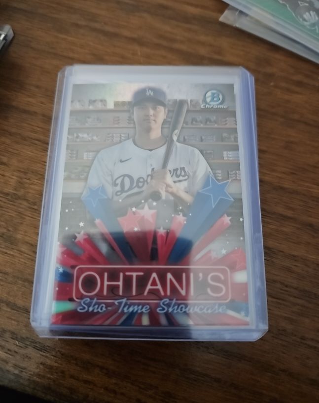 2025 Bowman Chrome #HS-4 Shohei Ohtani Ohtani's Sho-Time Showcase — front