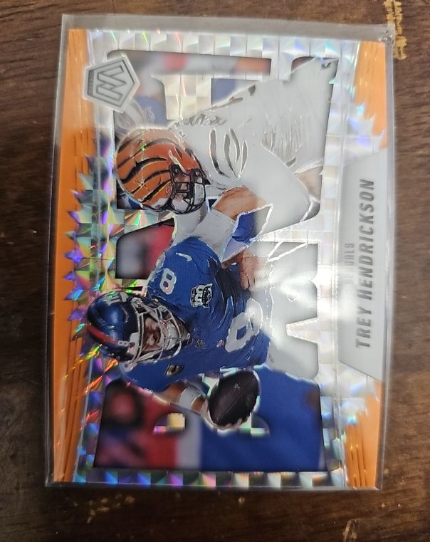 2023 Panini Mosaic AV Trey Hendrickson — front