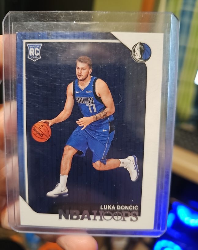 2018-19 Panini NBA Hoops #268 Luka Dončić — front