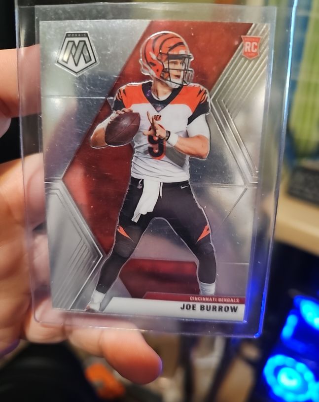 2020 Panini Mosaic #201 Joe Burrow — front
