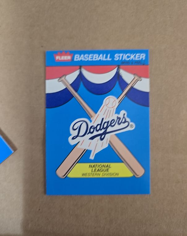 1989 Fleer Baseball Sticker Los Angeles Dodgers — front