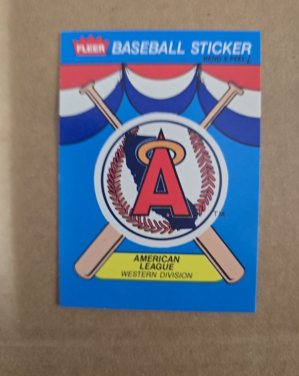 1989 Fleer #NNO California Angels Team Sticker — front