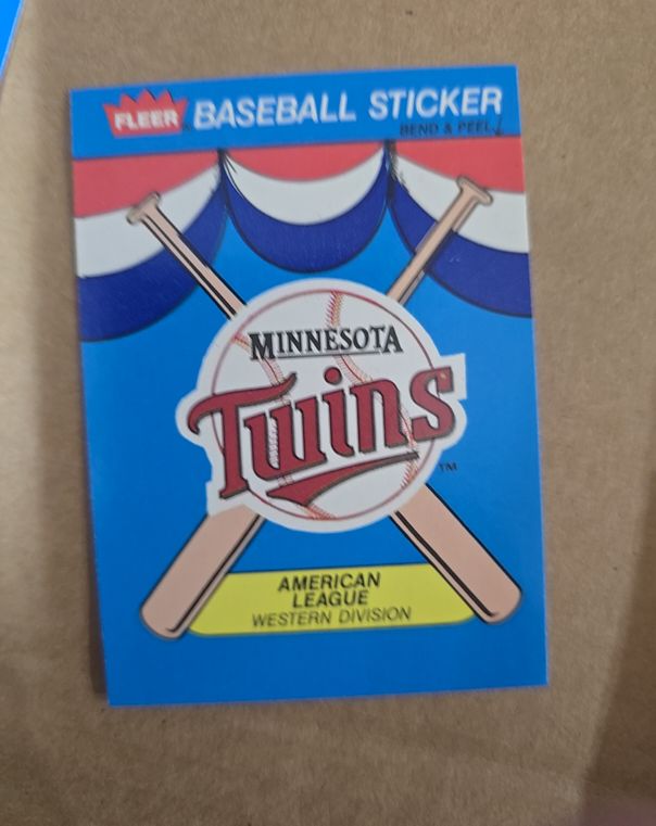 1989 Fleer #NNO Minnesota Twins Baseball Sticker — front