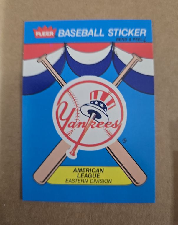 1989 Fleer #NNO New York Yankees Baseball Sticker — front