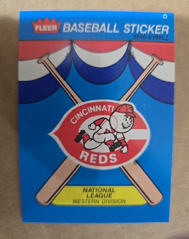 1989 Fleer #NNO Cincinnati Reds Team Sticker — front