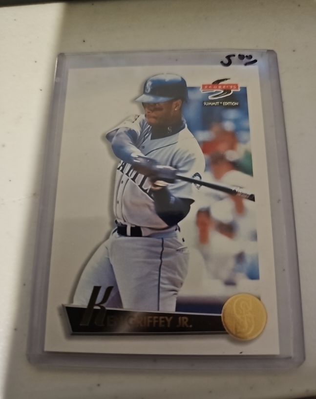 1995 Score Summit Edition #1 Ken Griffey Jr. — front