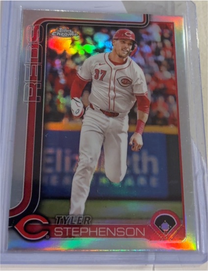 2025 Topps Chrome #112 Tyler Stephenson — front