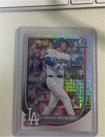 2025 Bowman Chrome #33 Freddie Freeman — front