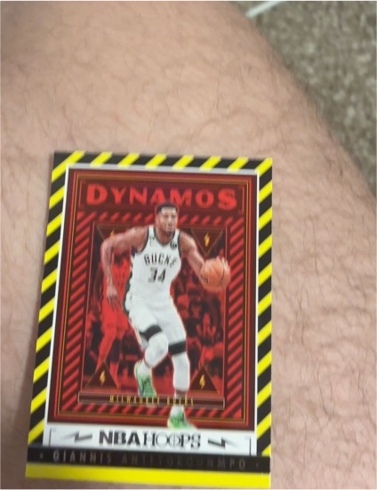 2023-24 Panini NBA Hoops #14 Giannis Antetokounmpo — front