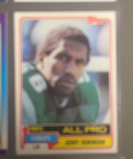 1981 Topps #330 Mark Gastineau — front
