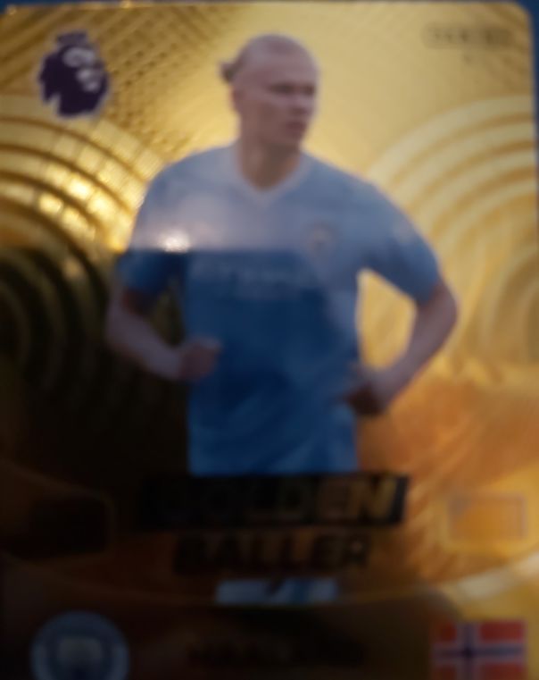 2023 Panini Premier League Gold Erling Haaland — front