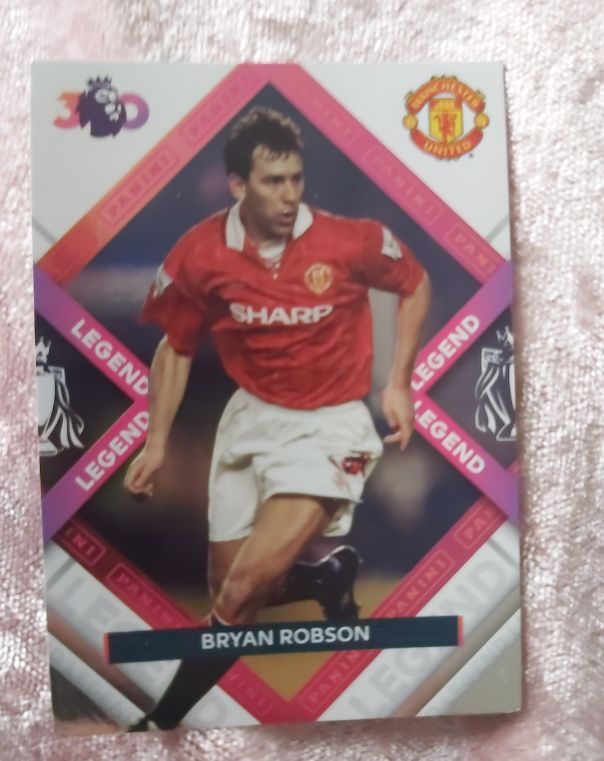 1999 Panini Premier League #LEGEND Bryan Robson — front