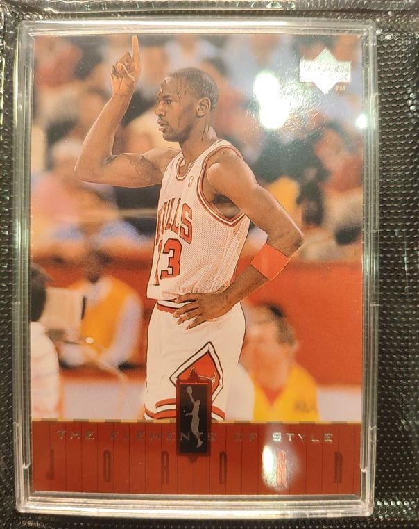 1998 Upper Deck #124 Michael Jordan — front