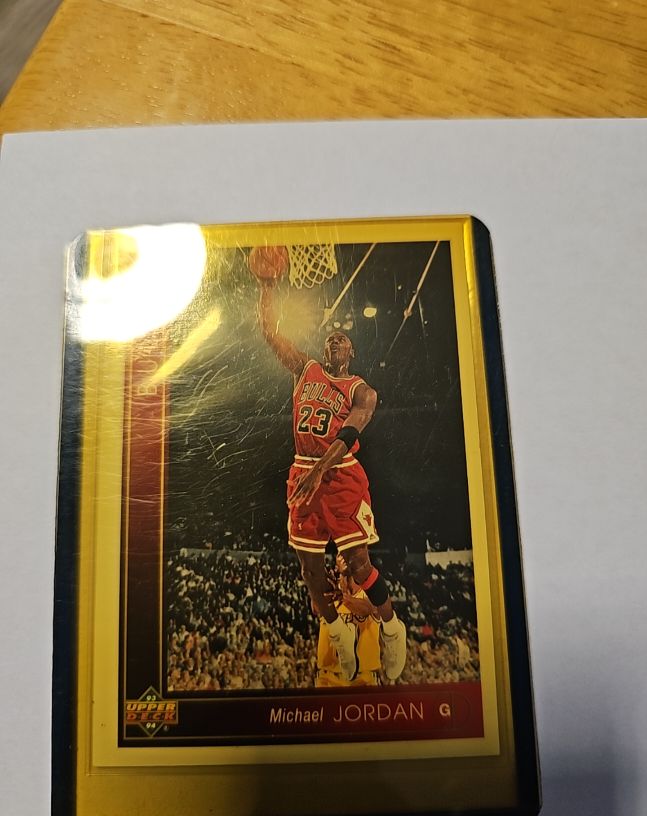 1993-94 Upper Deck #23 Michael Jordan — front