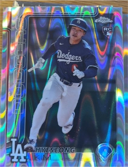 2025 Topps Chrome #152 Hyeseong Kim — front