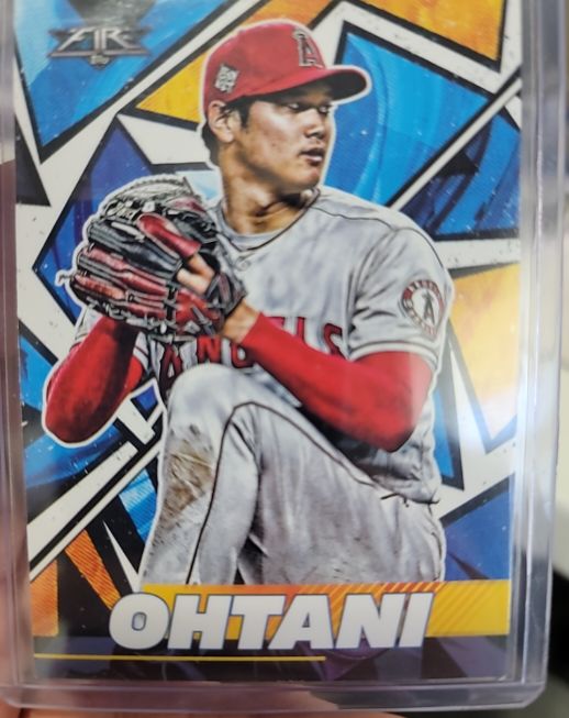 2021 Topps Fire #26 Shohei Ohtani — front