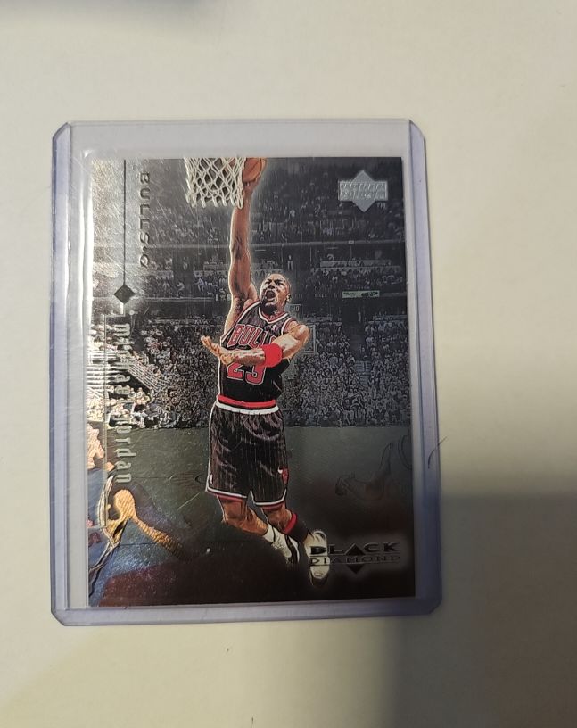 1998 Upper Deck Black Diamond #12 Michael Jordan — front