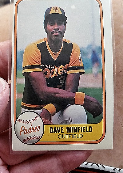 1981 Fleer #484 Dave Winfield — front
