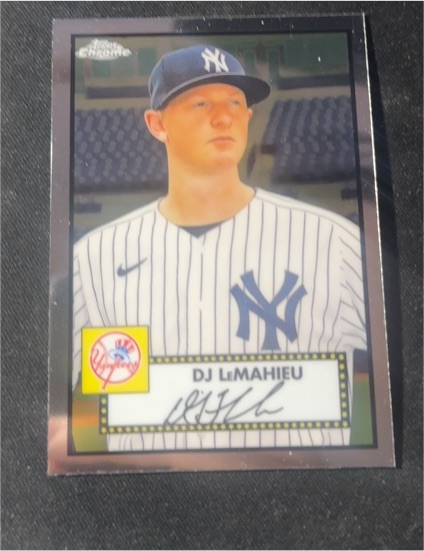 2021 Topps Chrome #217 DJ LeMahieu — front