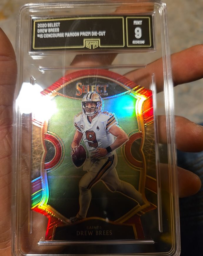 2020 Panini Select #15 Drew Brees Concourse Maroon Prizm Die-Cut — front