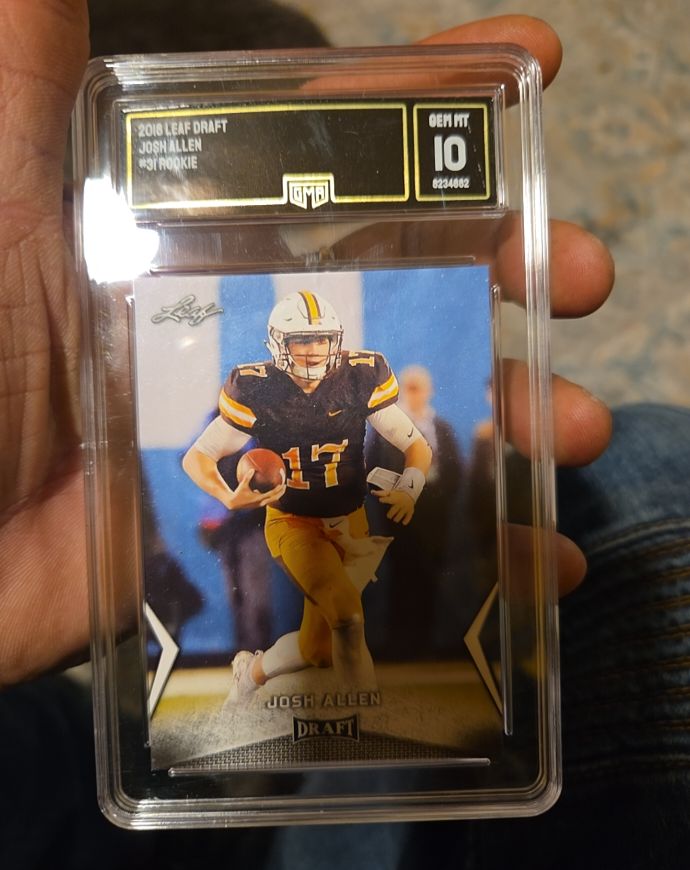 2018 Leaf Draft #31 Josh Allen Rookie — front