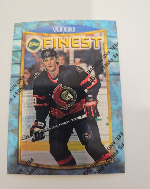 1994-95 Topps Finest #56 Alexei Yashin — front