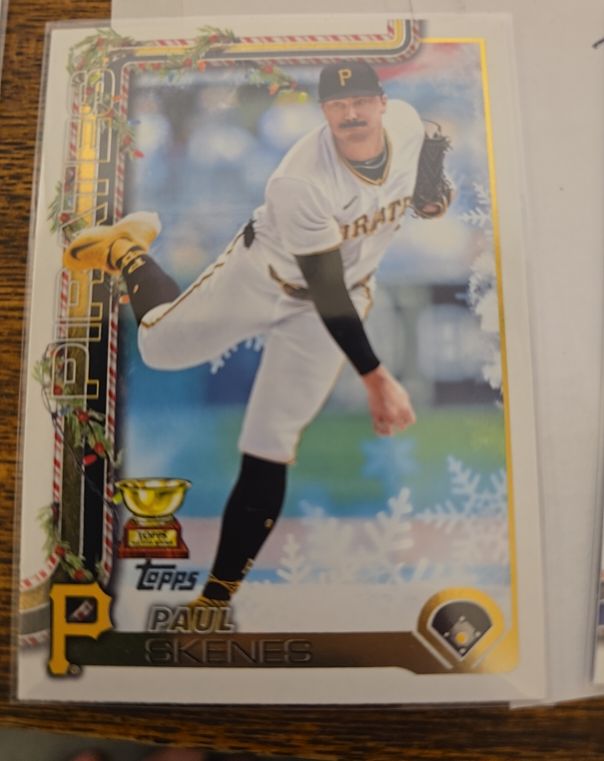 2025 Topps Holiday #H70 Paul Skenes — front