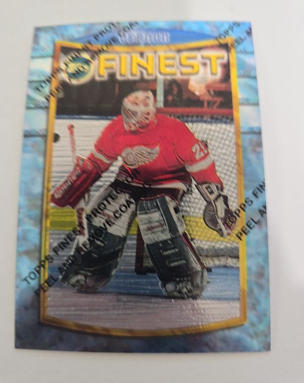 1994-95 Topps Finest #36 Mike Vernon — front
