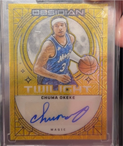 2023-24 Panini Obsidian Twilight Signatures #TS-OKO Chuma Okeke — front