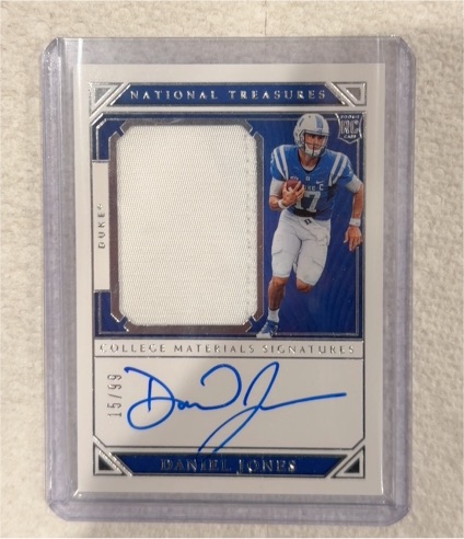 2019 Panini National Treasures Collegiate #116 Daniel Jones RC Auto Jersey — front